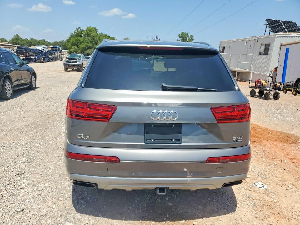 2018 Audi Q7 VIN WA1AAAF73JD012823 COPART salvage auction — NORMAL WEAR, Ok - Certificate Of Title (P), sold $3,000 on 2026-07-30 (photo 6)