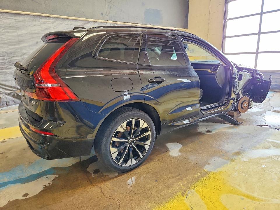 2026 Volvo Xc60 VIN YV4M12RC4T1471085 COPART salvage auction — FRONT END, Il - Certificate Of Title, sold $16,700 on 2026-08-05 (photo 3)