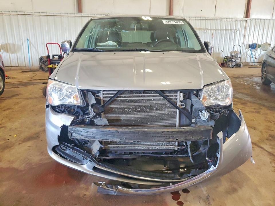 2013 Chrysler Voyager VIN 2C4RC1CG4DR769609 COPART salvage auction — FRONT END, Mi - Certificate Of Title, sold $475 on 2026-07-17 (photo 5)