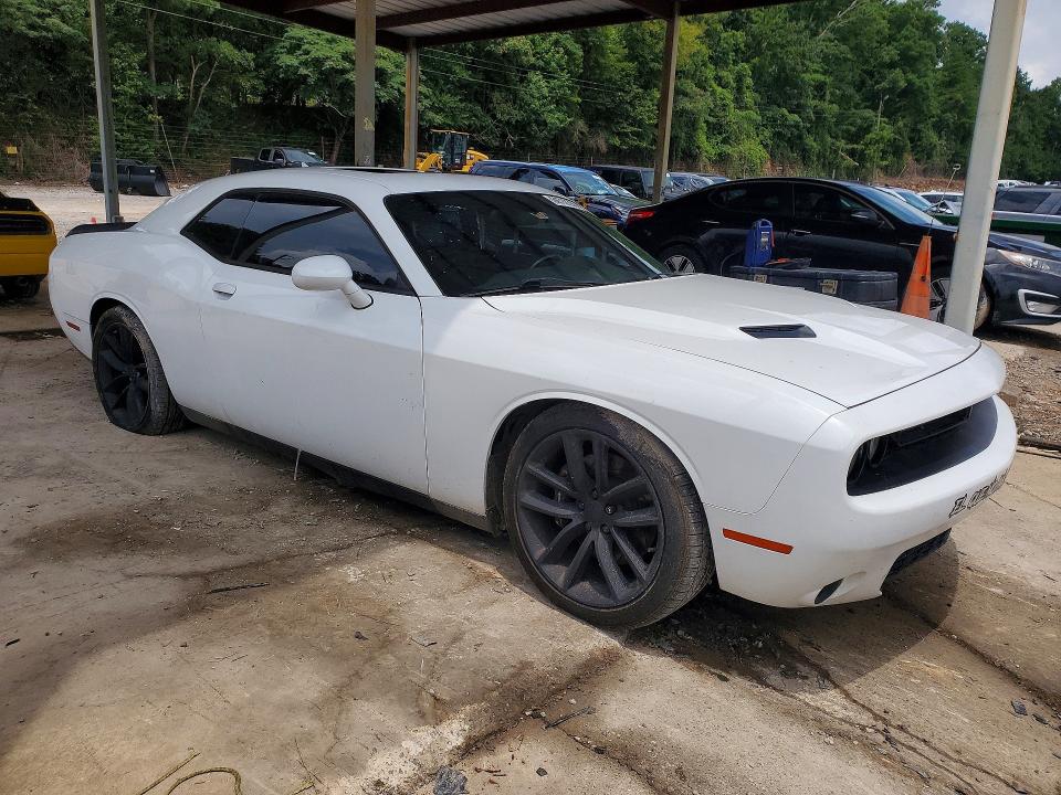 2016 Dodge Challenger VIN 2C3CDZFJ7GH177998 COPART salvage auction — MINOR DENT/SCRATCHES, Fl - Cert Of Title W/Slvg History (P), sold $11,800 on 2026-07-28 (photo 4)