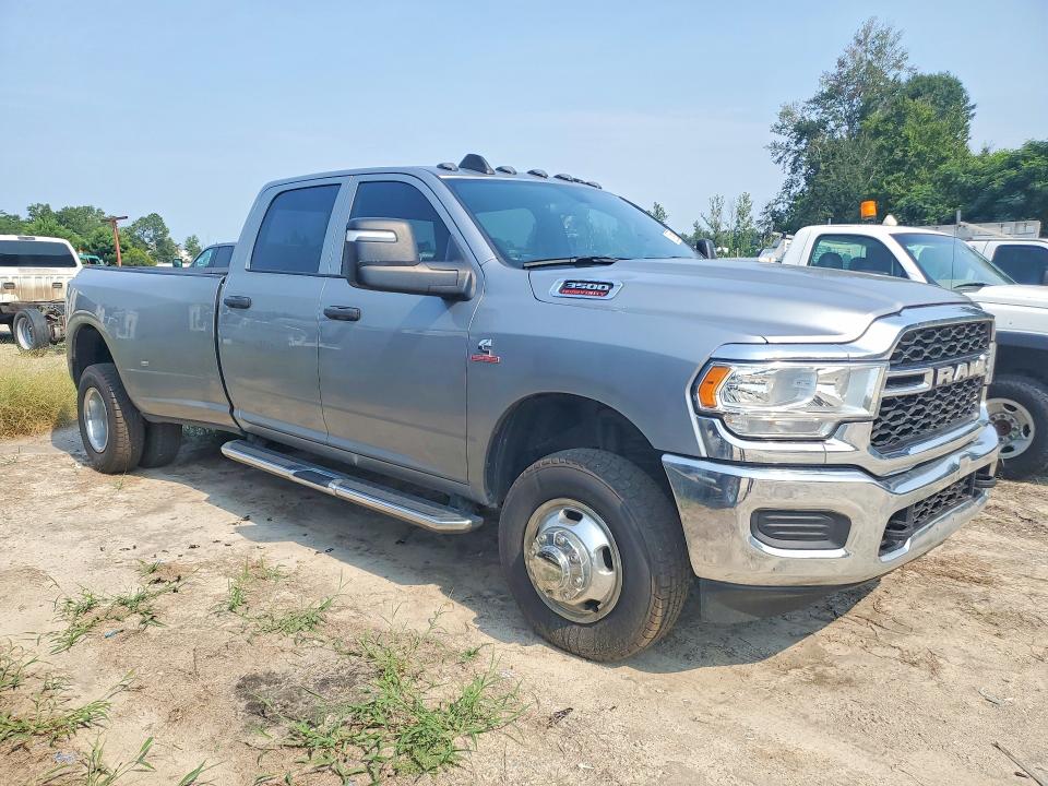 2024 Ram 3500 VIN 3C63RRGL9RG215075 COPART salvage auction — REAR END, SC - CERTIFICATE OF TITLE, sold $4,400 on 2026-07-30 (photo 4)