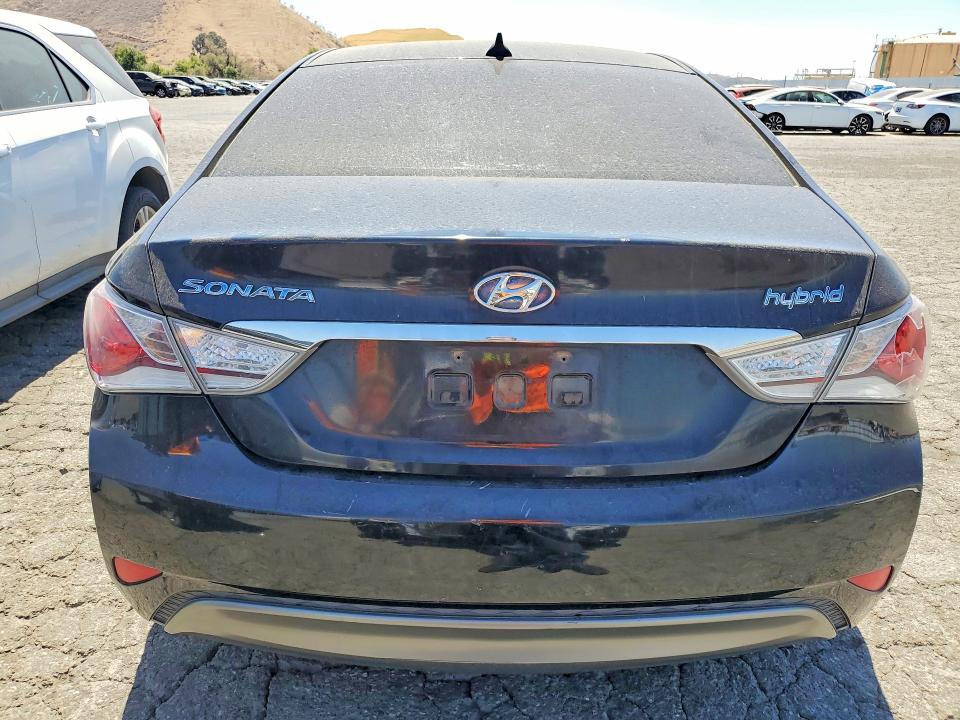 2012 Hyundai Sonata VIN KMHEC4A43CA042047 COPART salvage auction — MINOR DENT/SCRATCHES, Az - Cert Of Title-Restored Salvage, sold $450 on 2026-07-16 (photo 6)