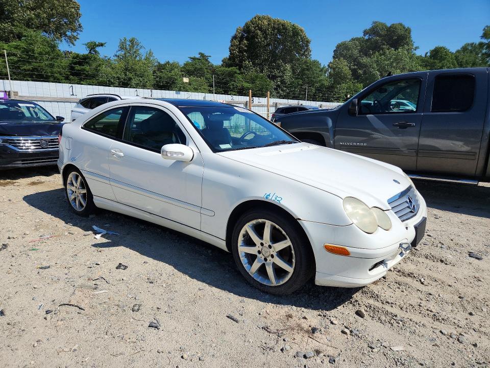 2002 Mercedes-benz C class VIN WDBRN47J32A370627 COPART salvage auction — REAR END, MD - CERT OF SALVAGE > 75% DAMAGE (P), sold $225 on 2026-07-28 (photo 4)