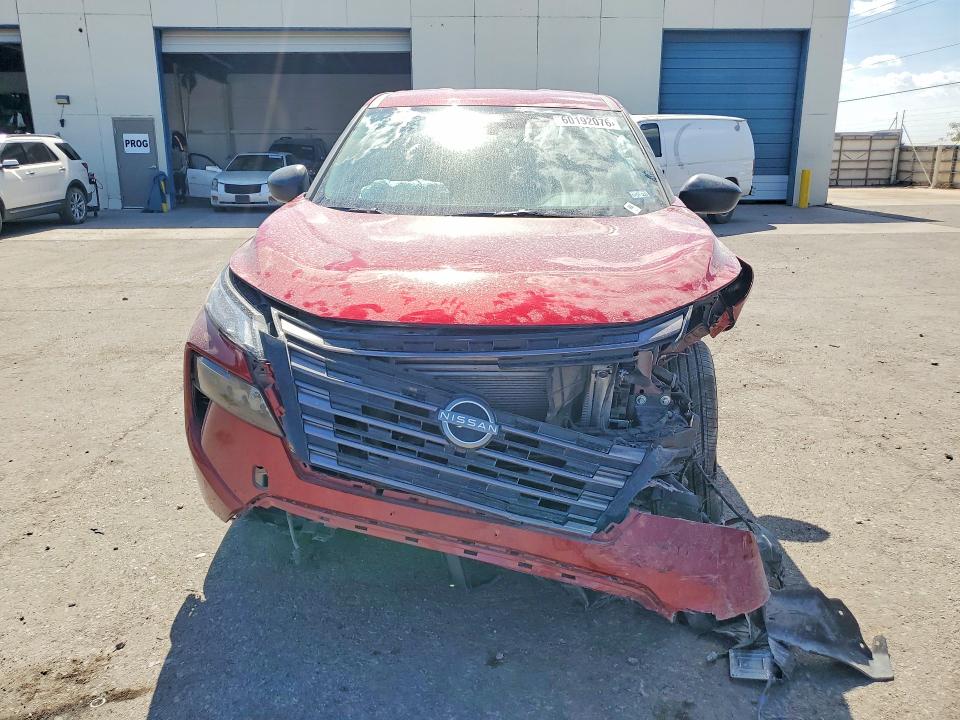 2026 Nissan Rogue VIN 5N1BT3AA8TC800469 COPART salvage auction — FRONT END, Tx - Salvage Vehicle Title, sold $3,850 on 2026-07-31 (photo 5)