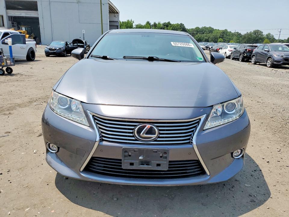 2014 Lexus ES VIN JTHBK1GGXE2132513 COPART salvage auction — WATER/FLOOD, Va - Cert Of Title-Flood, sold $2,400 on 2026-07-29 (photo 5)