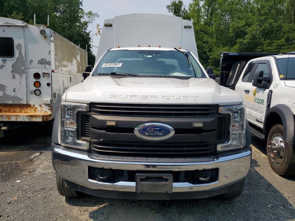 2019 Ford F-550 super duty VIN 1FDUF5GT7KDA19486 COPART salvage auction — MECHANICAL, MD - CERTIFICATE OF TITLE (P), sold $11,000 on 2026-07-20 (photo 5)