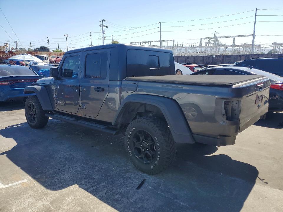 2020 Jeep Gladiator VIN 1C6HJTAG5LL151567 COPART salvage auction — NORMAL WEAR, Hi - Dis/Dlr/Exp Only Salvage Title, sold $8,200 on 2026-07-29 (photo 2)