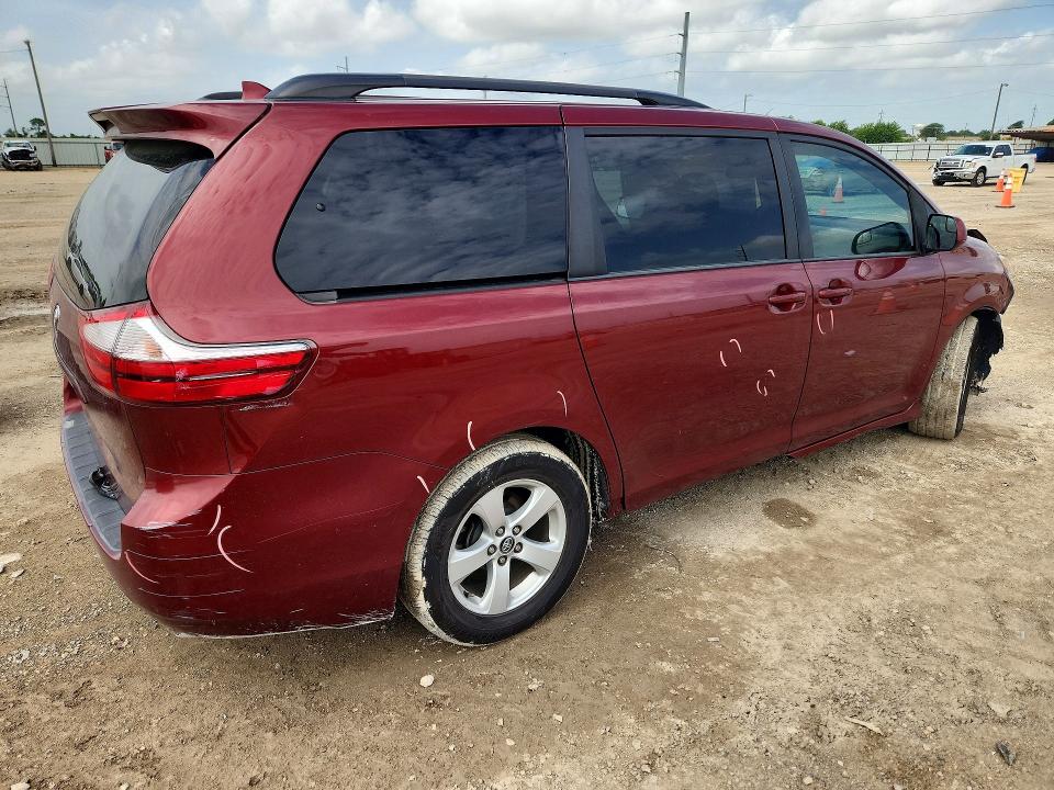 2018 Toyota Sienna VIN 5TDKZ3DC4JS932088 COPART salvage auction — FRONT END, TX - SALVAGE VEHICLE TITLE (P), sold $950 on 2026-07-22 (photo 3)