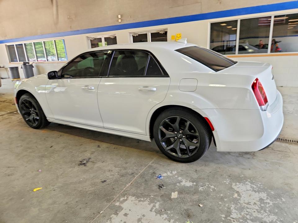 2021 Chrysler 300 VIN 2C3CCAAG4MH676141 COPART salvage auction — SIDE, Va - Cert Of Title - Salvage, sold $7,200 on 2026-07-31 (photo 2)