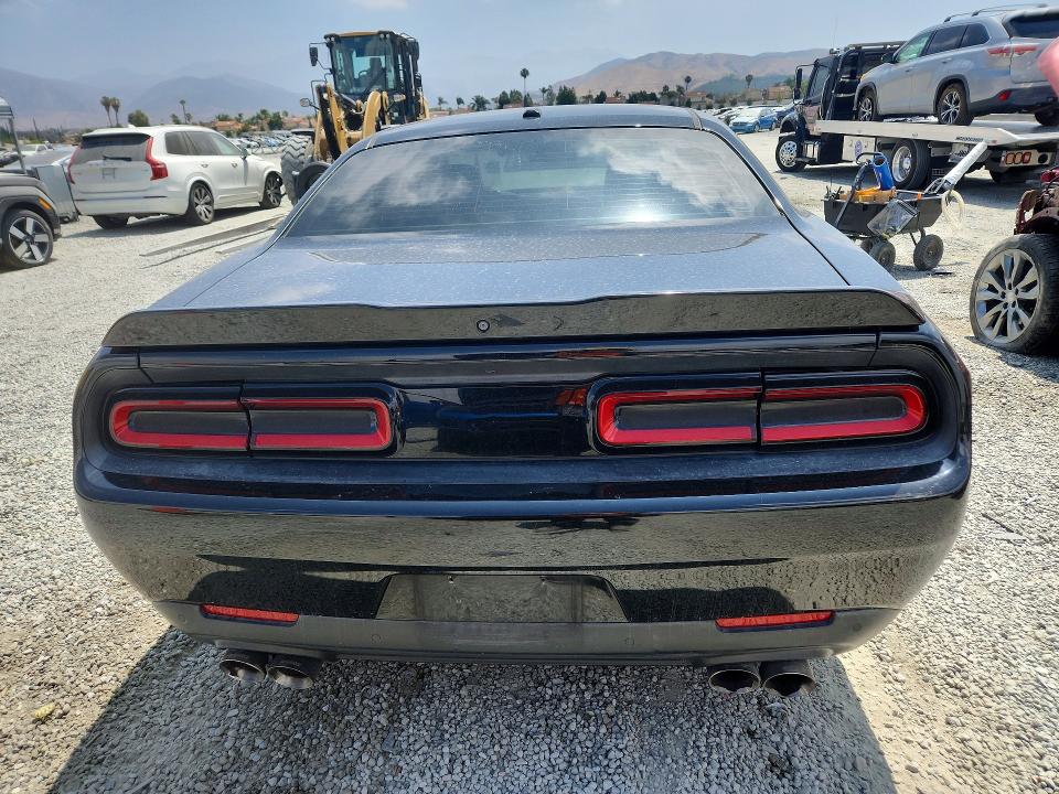 2015 Dodge Challenger VIN 2C3CDZAT4FH833193 COPART salvage auction — UNDERCARRIAGE, CA - SALVAGE CERTIFICATE, sold $200 on 2026-07-29 (photo 6)
