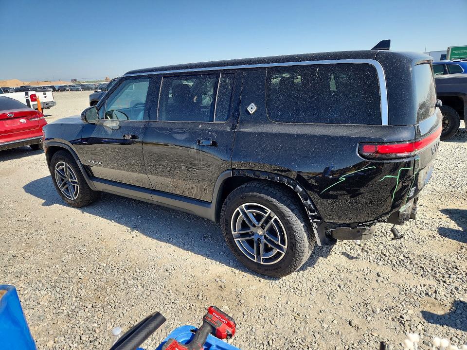 2025 Rivian R1s VIN 7PDSGBBA8SN053548 COPART salvage auction — REAR END, CO - SALVAGE TITLE, sold $33,500 on 2026-09-03 (photo 2)