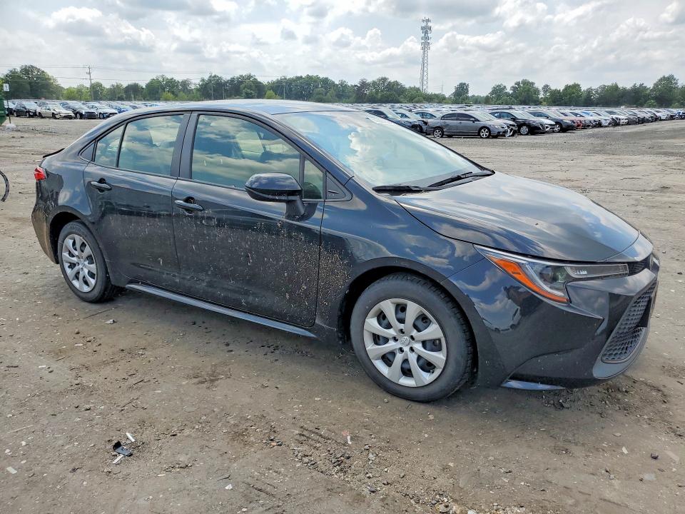 2022 Toyota Corolla VIN JTDEPMAE0NJ227970 COPART salvage auction — WATER/FLOOD, Va - Cert Of Title-Flood, sold $2,600 on 2026-07-22 (photo 4)