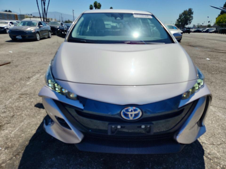 2021 Toyota Prius VIN JTDKAMFPXM3190072 COPART salvage auction — FRONT END, CA - SALVAGE CERTIFICATE, sold $4,500 on 2026-07-28 (photo 5)