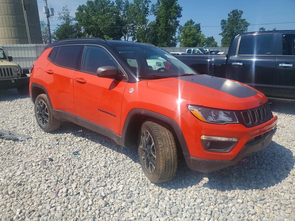 2021 Jeep Compass VIN 3C4NJDDB0MT545260 COPART salvage auction — SIDE, Mi - Cert Of Title-Salvage Vehicle, sold $1,100 on 2026-08-15 (photo 4)