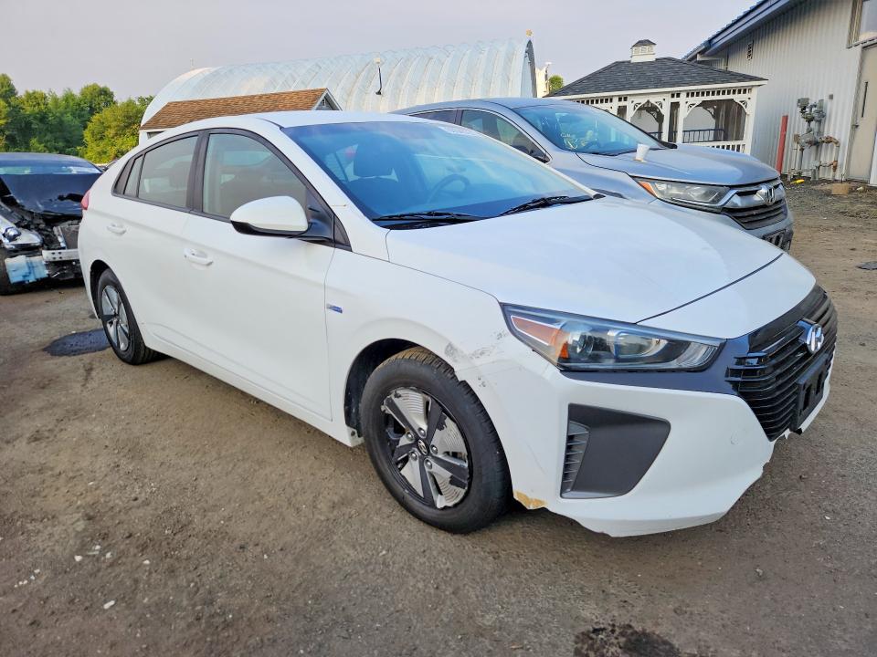 2017 Hyundai Ioniq VIN KMHC65LCXHU031450 COPART salvage auction — FRONT END, Ct - Certificate Of Title (P), sold $600 on 2026-07-30 (photo 4)