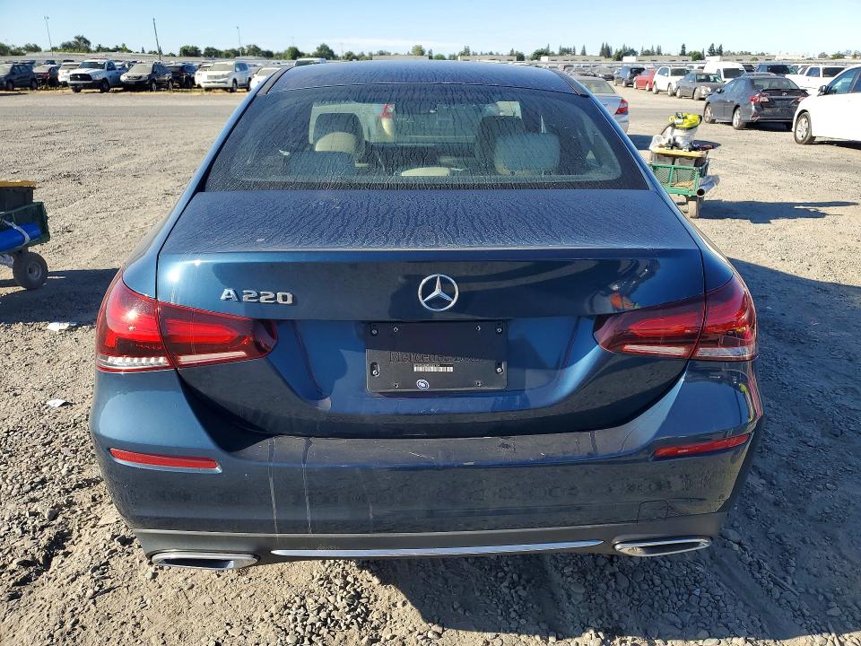 2022 Mercedes-benz A-klasse VIN W1K3G4EB9NJ326154 COPART salvage auction — MINOR DENT/SCRATCHES, Salvage Title, sold $10,200 on 2026-08-27 (photo 6)