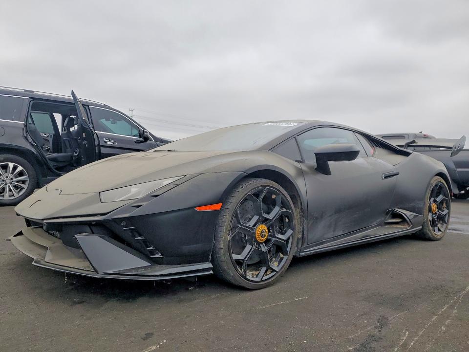 2024 Lamborghini VIN ZHWUB6ZF7RLA27255 — COPART salvage auction photo