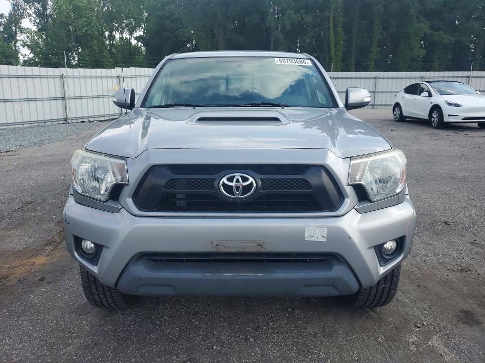 2015 Toyota Tacoma VIN 5TFLU4EN4FX118372 COPART salvage auction — SIDE, Nc - Salvage Certificate Of Title, sold $7,600 on 2026-07-28 (photo 5)