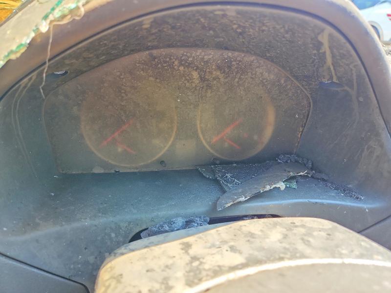 2005 Volvo S40 VIN YV1MS682452050801 COPART salvage auction — BURN, Co - Non-Repairable Cert Of Title, sold $250 on 2026-08-12 (photo 9)