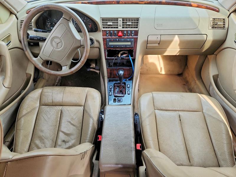 1999 Mercedes-benz C class VIN WDBHA29G0XA725841 COPART salvage auction — FRONT END, Il - Certificate Of Title, sold $250 on 2026-07-28 (photo 8)