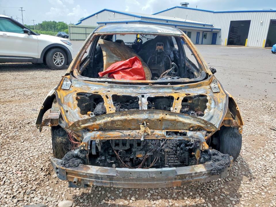 2016 Hyundai Elantra VIN KMHD35LH6GU265009 COPART salvage auction — BURN, Ny - Mv-907A Salvage Certificate, sold $350 on 2026-07-20 (photo 5)