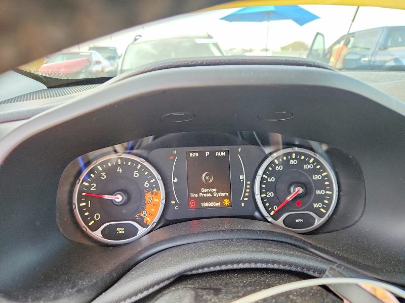 2015 Jeep Renegade VIN ZACCJBBT5FPC33128 COPART salvage auction — FRONT END, Tx - Salvage Vehicle Title, sold $1,450 on 2026-07-27 (photo 9)