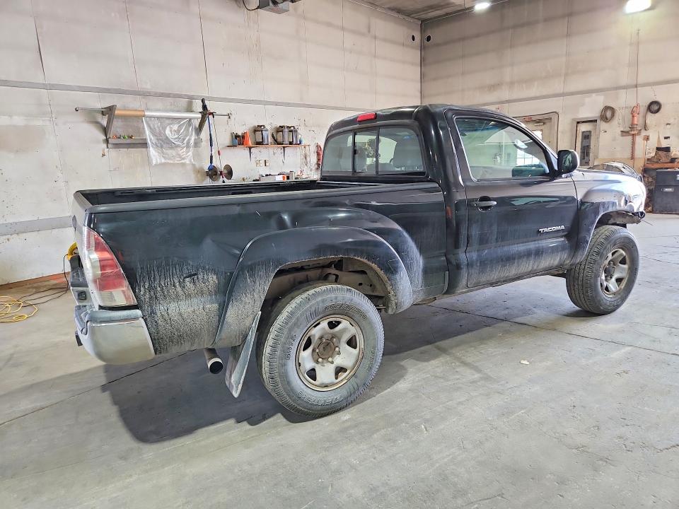 2010 Toyota Tacoma VIN 5TEPX4EN5AZ687533 COPART salvage auction — FRONT END, MI - CERTIFICATE OF TITLE, sold $4,500 on 2026-08-01 (photo 3)