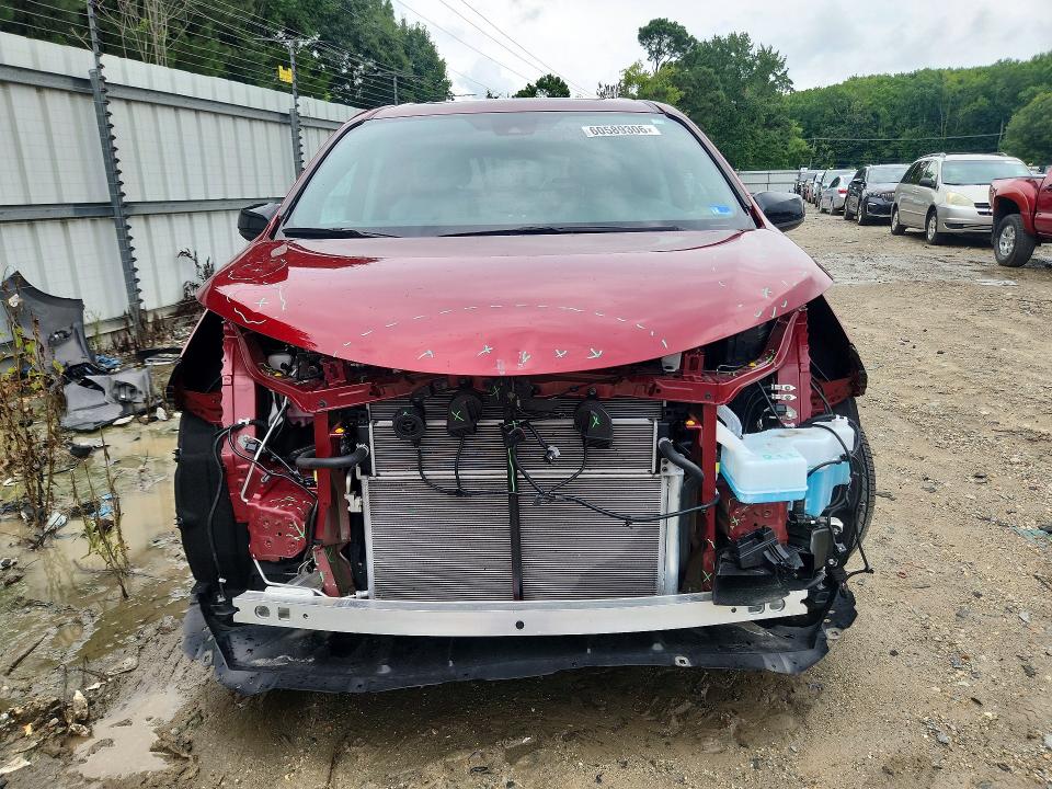 2024 Toyota Sienna VIN 5TDDSKFC9RS144052 COPART salvage auction — FRONT END, Va - Cert Of Title - Salvage, sold $17,300 on 2026-07-28 (photo 5)