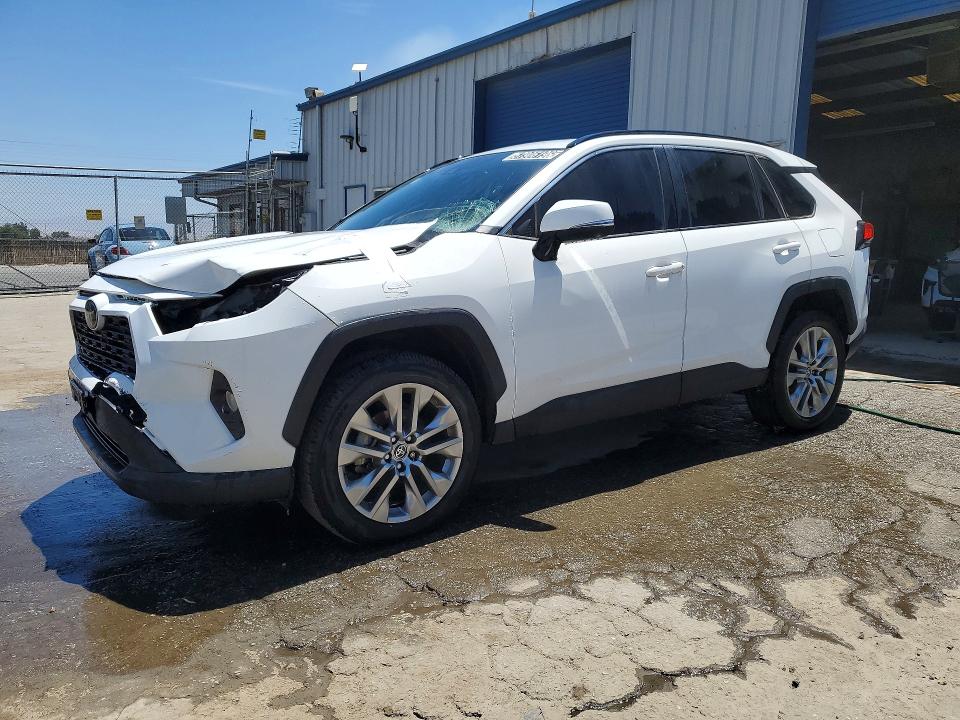 2020 Toyota Rav4 VIN JTMC1RFV0LD060424 COPART salvage auction — FRONT END, CA - CERTIFICATE OF TITLE, sold $9,600 on 2026-07-23 (photo 1)