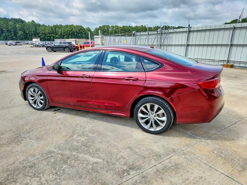 2015 Chrysler 200 VIN 1C3CCCBB4FN726965 COPART salvage auction — MINOR DENT/SCRATCHES, Ms - Certificate Of Title, sold $375 on 2026-07-31 (photo 2)
