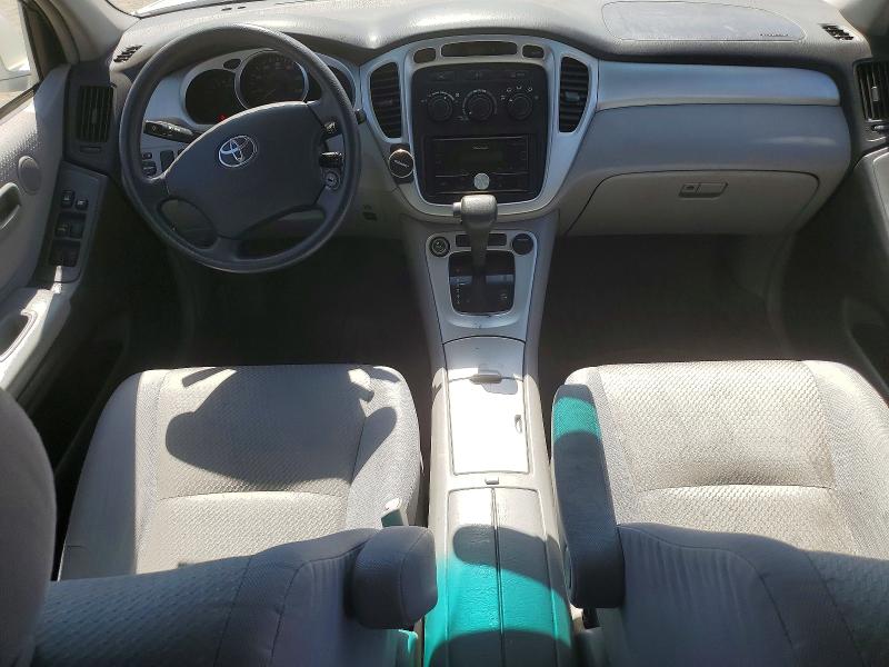 2005 Toyota Highlander VIN JTEGP21A650073888 COPART salvage auction — MINOR DENT/SCRATCHES, Ca - Dis/Dlr/Exp Only Clean Title, sold $475 on 2026-07-20 (photo 8)