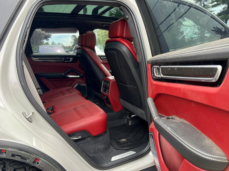 2021 Porsche Cayenne VIN WP1AF2AY1MDA36070 COPART salvage auction — MINOR DENT/SCRATCHES, Mt - Cert Of Title-Rebuilt Salvage (P), sold $33,500 on 2026-07-27 (photo 6)