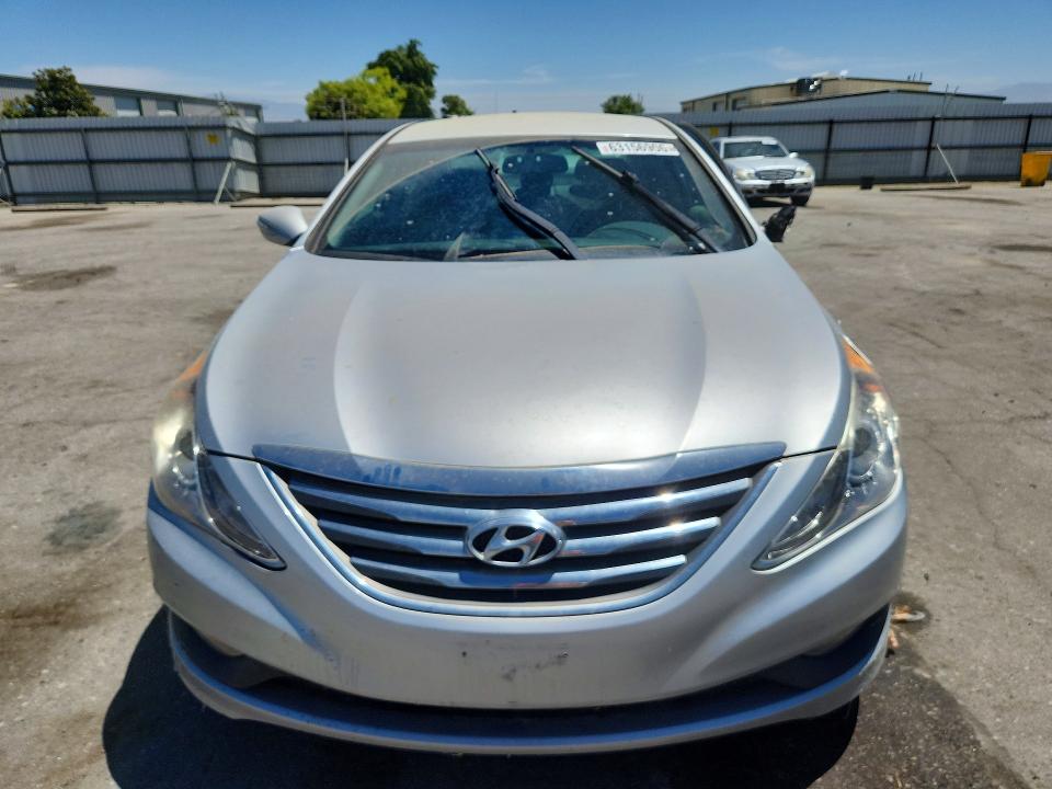 2014 Hyundai Sonata VIN 5NPEC4AC9EH833481 COPART salvage auction — SIDE, CA - DIS/DLR/EXP ONLY CLEAN TITLE, sold $350 on 2026-07-31 (photo 5)