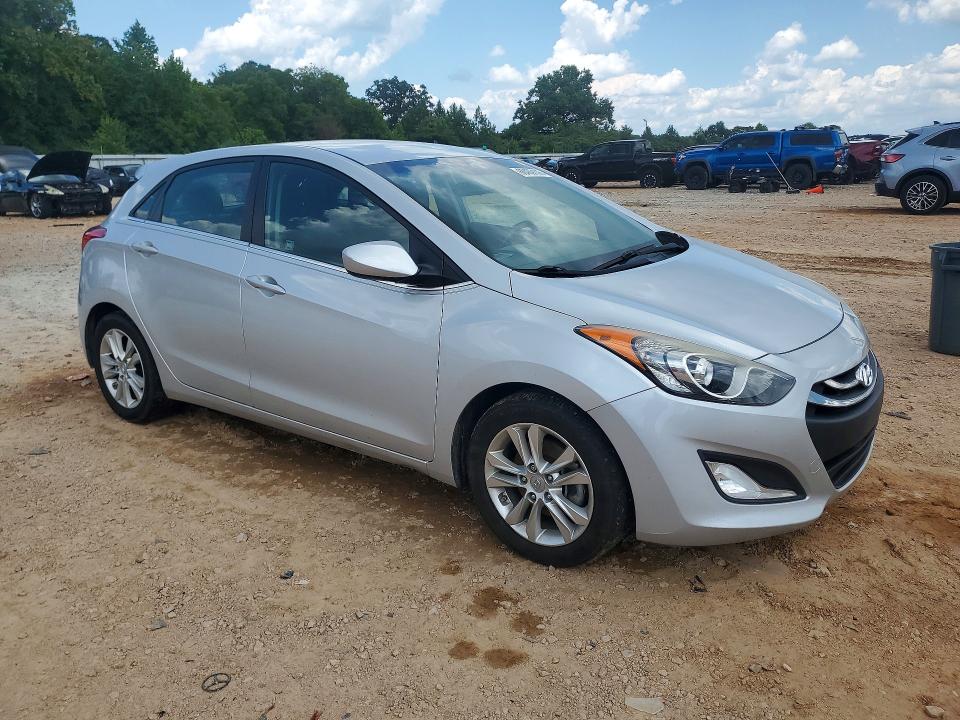 2014 Hyundai Elantra VIN KMHD35LH1EU203787 COPART salvage auction — MECHANICAL, Nc - Dealer Only Clean Title, sold $325 on 2026-07-27 (photo 4)