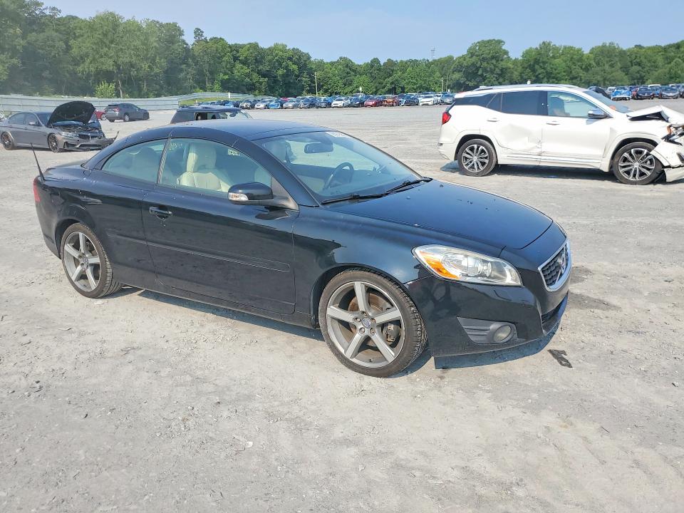 2012 Volvo C70 VIN YV1672MC5CJ125655 COPART salvage auction — SIDE, Nc - Salvage Certificate Of Title, sold $1,650 on 2026-09-09 (photo 4)