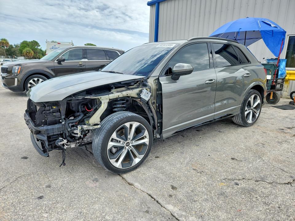 2022 Audi Q3 VIN WA1EECF35N1118809 — COPART salvage auction photo