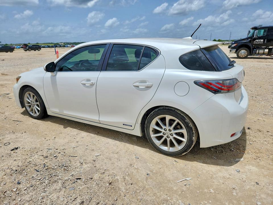 2013 Lexus Ct 200 VIN JTHKD5BH7D2159037 COPART salvage auction — MINOR DENT/SCRATCHES, TX - CERTIFICATE OF TITLE, sold $4,250 on 2026-07-23 (photo 2)