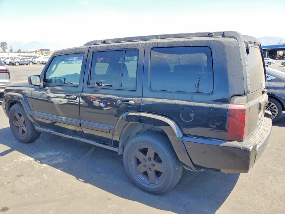 2008 Jeep Commander VIN 1J8HH48K68C114662 COPART salvage auction — MINOR DENT/SCRATCHES, CA - DIS/DLR/EXP ONLY CLEAN TITLE, sold $275 on 2026-07-29 (photo 2)