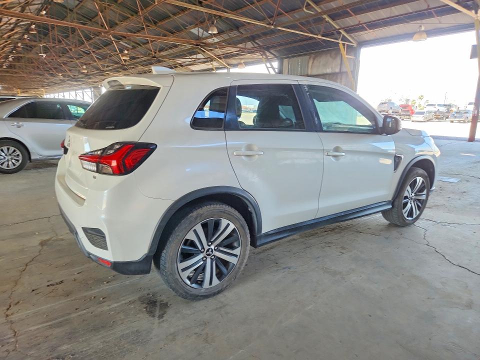 2021 Mitsubishi Outlander VIN JA4ARUAU9MU009887 COPART salvage auction — NORMAL WEAR, Az - Certificate Of Title, sold $1,850 on 2026-07-29 (photo 3)