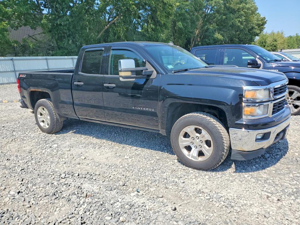 2014 Chevrolet Silverado VIN 1GCVKRECXEZ197012 COPART salvage auction — MINOR DENT/SCRATCHES, MA - CERTIFICATE OF TITLE, sold $3,000 on 2026-08-02 (photo 4)