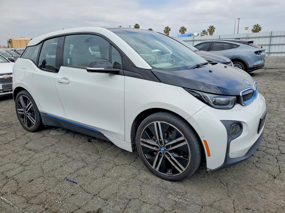 2016 BMW I3 VIN WBY1Z2C53GV556683 COPART salvage auction — NORMAL WEAR, FL - DIS/DLR/EXP ONLY CLEAN TITLE, sold $4,450 on 2026-07-16 (photo 4)