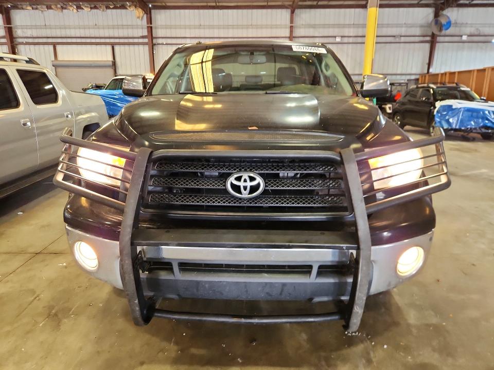 2011 Toyota Tundra VIN 5TFHW5F10BX193355 COPART salvage auction — REAR END, Fl - Cert Of Title Slvg Rebuildable, sold $15 on 2026-07-29 (photo 5)