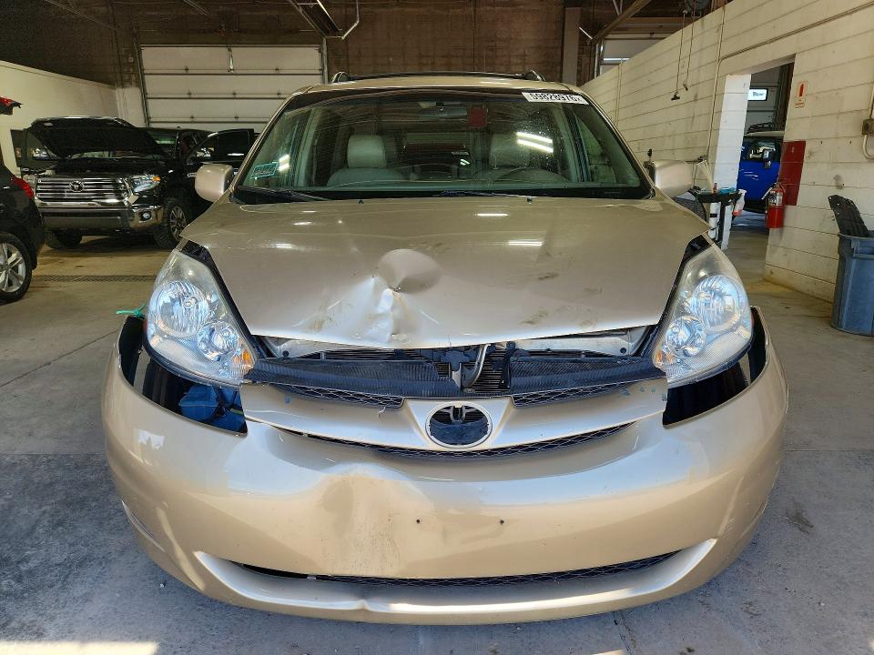 2007 Toyota Sienna VIN 5TDZK22CX7S069130 COPART salvage auction — FRONT END, Mn - Cert Of Title-Prior Salvage, sold $225 on 2026-07-28 (photo 5)