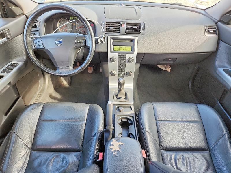 2007 Volvo S40 VIN YV1MS382172302568 COPART salvage auction — REAR END, MA - CERT OF TITLE-RECONSTRCTD COLL, sold $450 on 2026-08-06 (photo 8)