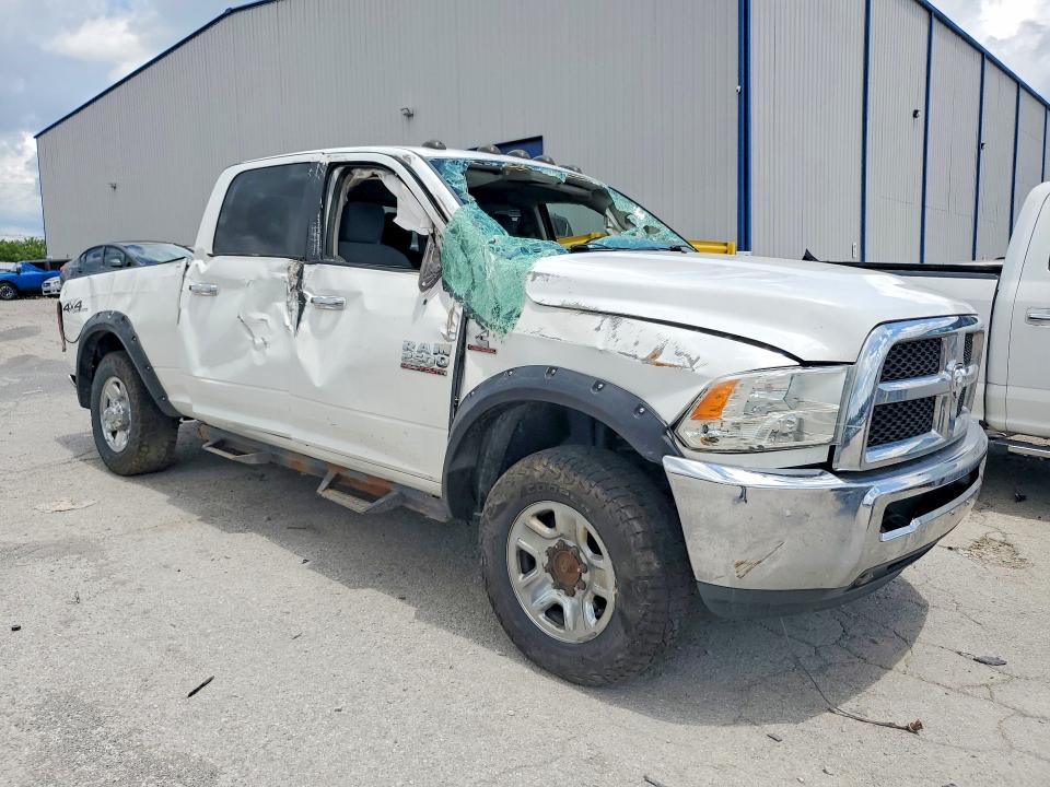 2017 Ram 2500 VIN 3C6UR5DLXHG652468 COPART salvage auction — ROLLOVER, Salvage Title, sold $4,000 on 2026-09-08 (photo 4)