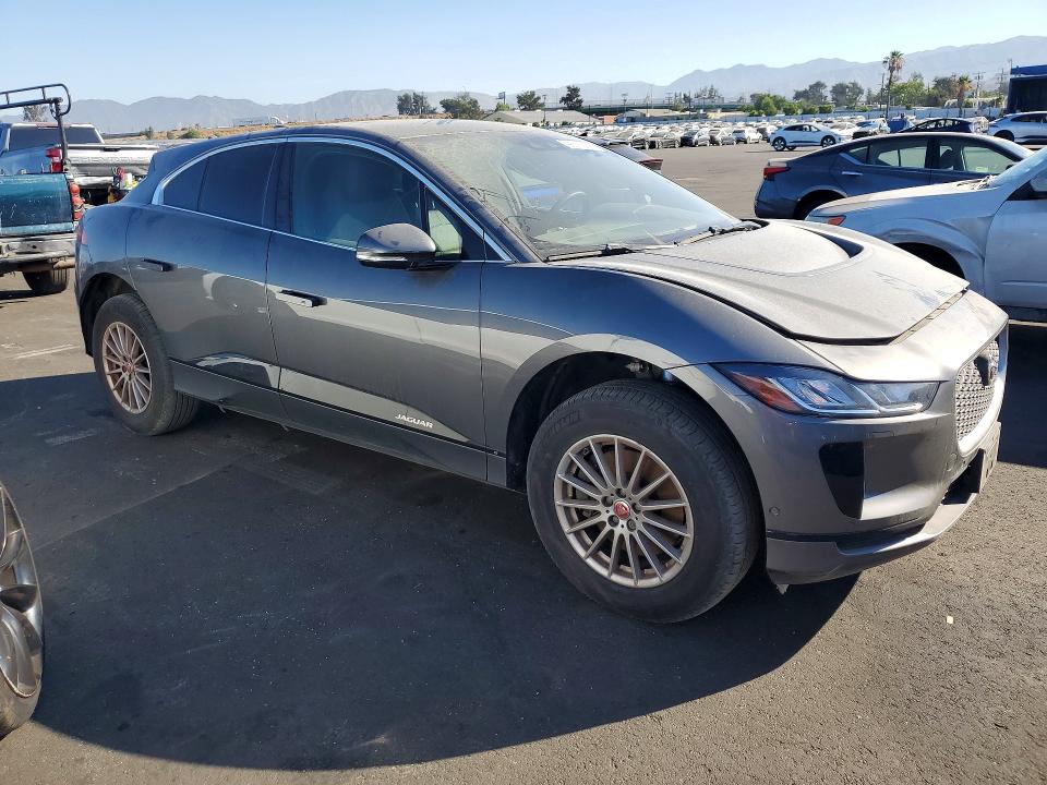 2019 Jaguar VIN SADHB2S17K1F72718 COPART salvage auction — STRIPPED, Ca - Non-Revivable Acquisition, sold $3,000 on 2026-07-15 (photo 4)
