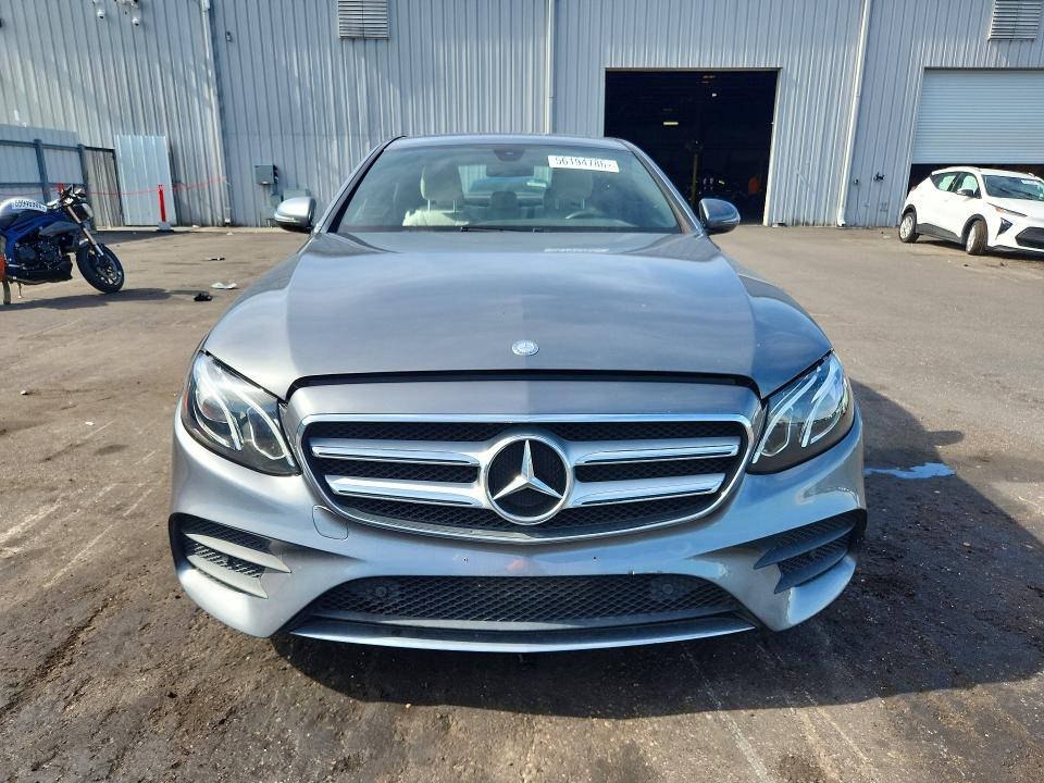 2017 Mercedes-benz VIN WDDZF4KB5HA059326 COPART salvage auction — WATER/FLOOD, Fl - Cert Of Title-Slvg Rebld Flood, sold $2,950 on 2026-07-22 (photo 5)