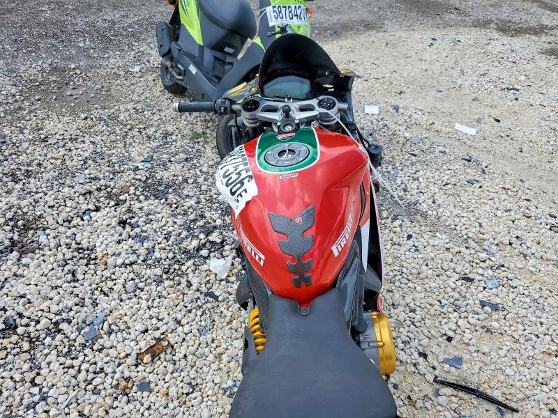 2018 Ducati Panigale VIN ZDM14B1W4JB007650 COPART salvage auction — FRONT END, Fl - Cert Of Ttl-Rebuilt&Slvg Rbld, sold $600 on 2026-07-23 (photo 6)