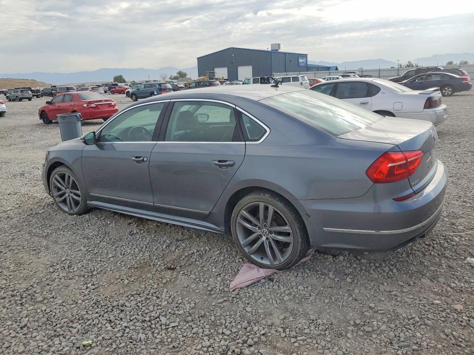 2016 Volkswagen Passat VIN 1VWAT7A3XGC051122 COPART salvage auction — MINOR DENT/SCRATCHES, Salvage Title, sold $450 on 2026-07-21 (photo 2)