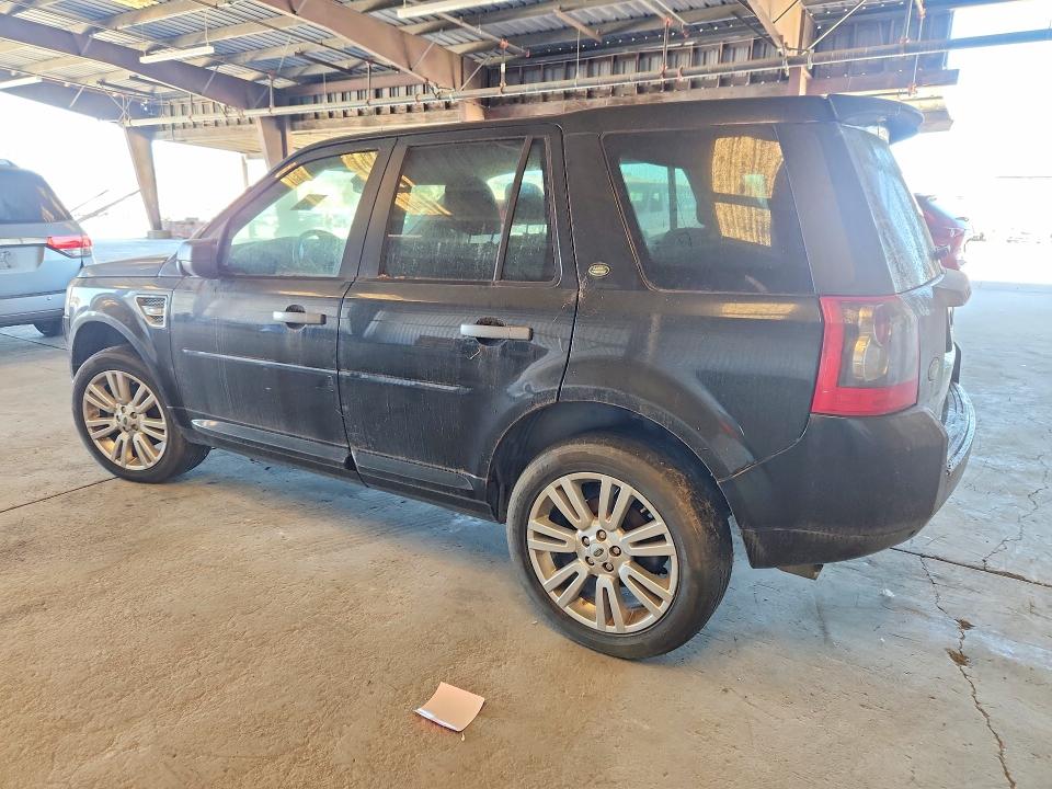 2010 Land rover Lr2 VIN SALFT2BN8AH213506 COPART salvage auction — MINOR DENT/SCRATCHES, CA - DIS/DLR/EXP APP FOR DUP CLEAN, sold $10 on 2026-07-27 (photo 2)